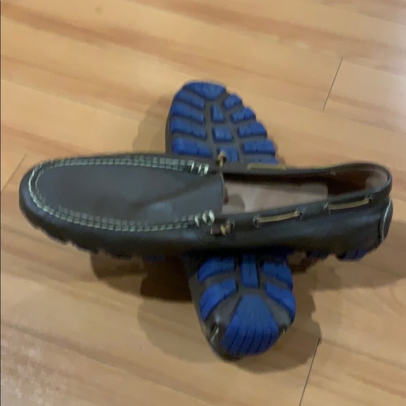 Shoes - Picture 5 of 6